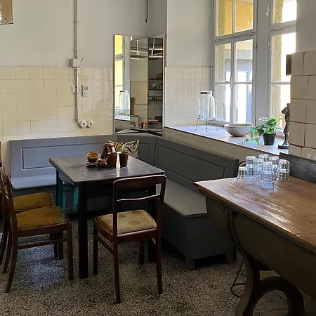 Wohnen Und Feiern In Der Alten Baeckerei *